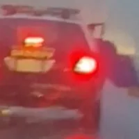 Tentativă de evadare din mașina poliției/Foto: necn tv