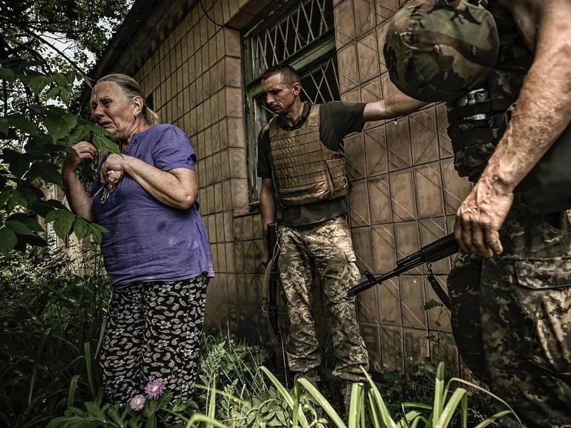 VIDEO Nu e joc pe computer. Un soldat filmează de la nivelul armei schimbul de focuri cu rușii / twitter