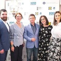 De la stânga la dreapta: Dragoș Tuță, Cristina Hanganu, Stelian Muscalu, Izabela Pănescu, Andreea Berecleanu
