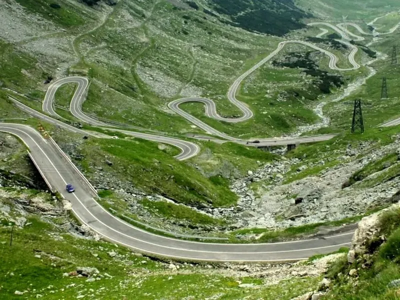 Tragedie pe Transfăgărășan. Un tânăr a murit după ce a căzut de la înălțime. Ce a făcut? - Foto: Istock / imagine cu rol ilustrativ