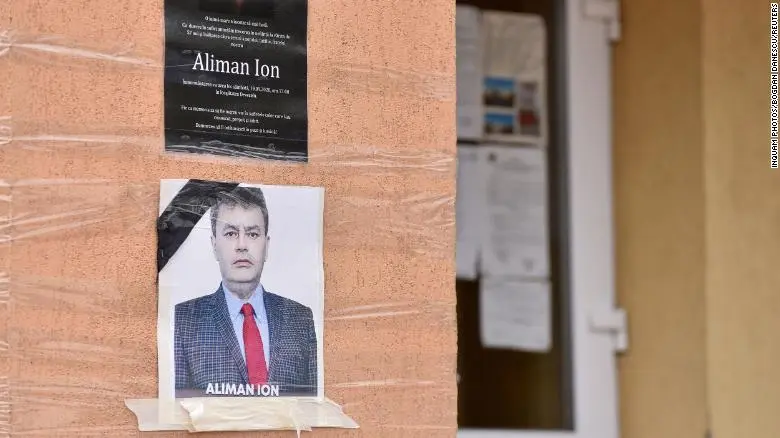 Ion Aliman din Deveselu, mort de COVID acum aproape două săptămâni, a devenit din nou primar. Sursa foto: CNN