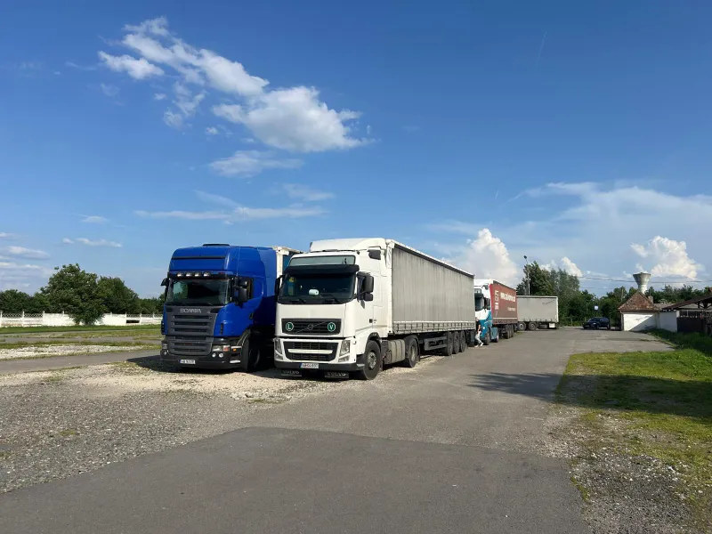 Peste 74.000 litri de apă potabilă de la Rezerva de Stat  pentru sinistrații din Mureș - FOTO: Facebook