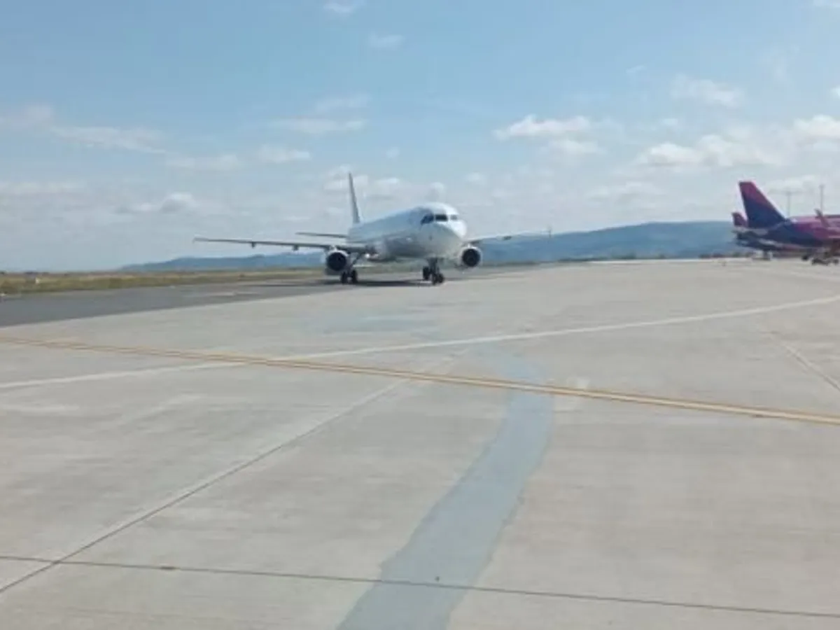 Povestea avionului care a aterizat în orb la Iași. Mărturiile piloților și pasagerilor/FOTO: ziaruldeiasi.ro