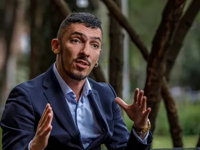 Un fost actor de filme pentru adulți, numit ministru al Egalităţii în Columbia - Foto: Facebook / Entérate Pereira