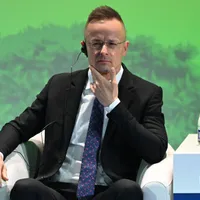 Şeful diplomaţiei maghiare îi cheamă pe ruşi în vizită în Ungaria, cu vize Schengen - Foto: Profimedia Images
