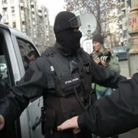Bărbatul care a atacat cu sabia un polițist în 2017 a fost prins abia acum. Unde se ascundea?- Foto: Arhivă