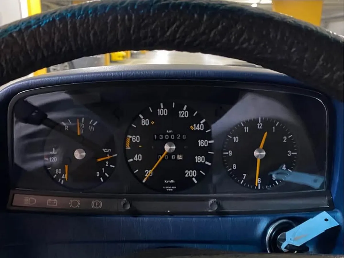 Mercedes „Cobra” impecabil, de 45 de ani vechime - Foto: Facebook Automarkt Schweiz