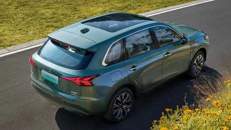 Hongqi HS6 - Foto: FAW