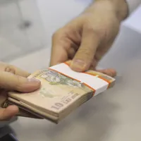 Salariul minim din România a devenit mai mic decât cel din Bulgaria - Foto: INQUAM PHOTOS/Octav Ganea