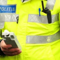 O tânără s-a răsturnat cu mașina după ce s-a urcat beată și drogată la volan. Ce s-a întâmplat? - Foto: Arhiva / imagine cu rol ilustrativ