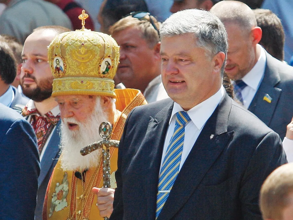 Pentru Patriarhul Bisericii Ortodoce Ucrainene, Filaret, și președintele Petro Poroșenko miza este independenţa totală față de Rusia -  Foto: Getty Images