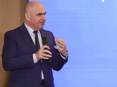 Prim-ministrul Ilie Bolojan, în conferinţă de presă - Foto: INQUAM PHOTOS/Octav Ganea