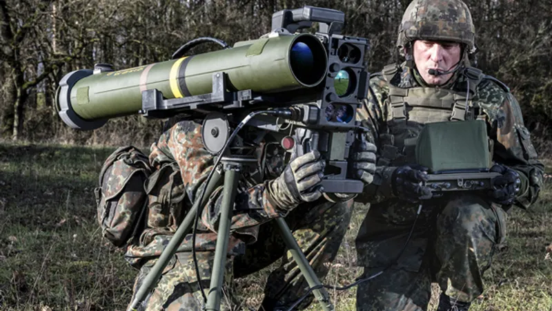 Marea Britanie afirmă că furnizează arme antitanc Ucrainei/FOTO: WeaponToday.com