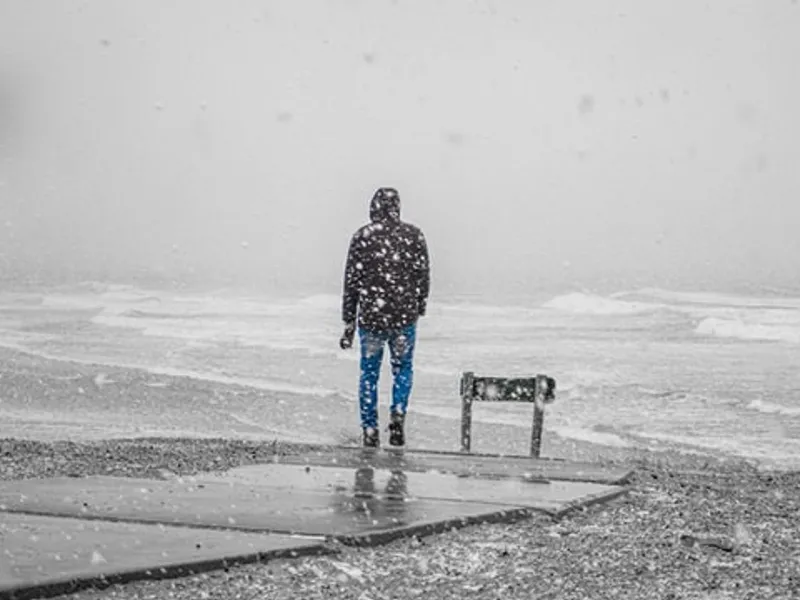 Cod galben de vreme rea în 14 județe. Meteorologii anunţă ninsori, polei și vânt puternic/FOTO: Unsplash