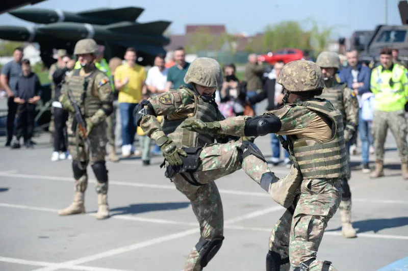 Armata Rom&acirc;nă - Foto: FB