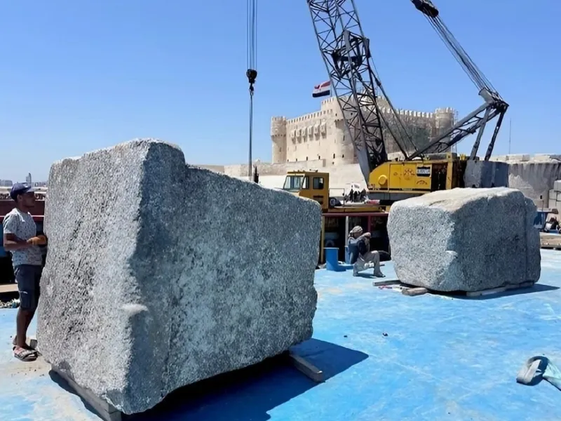 Farul din Alexandria, una din cele 7 minuni ale lumii antice, a fost găsit