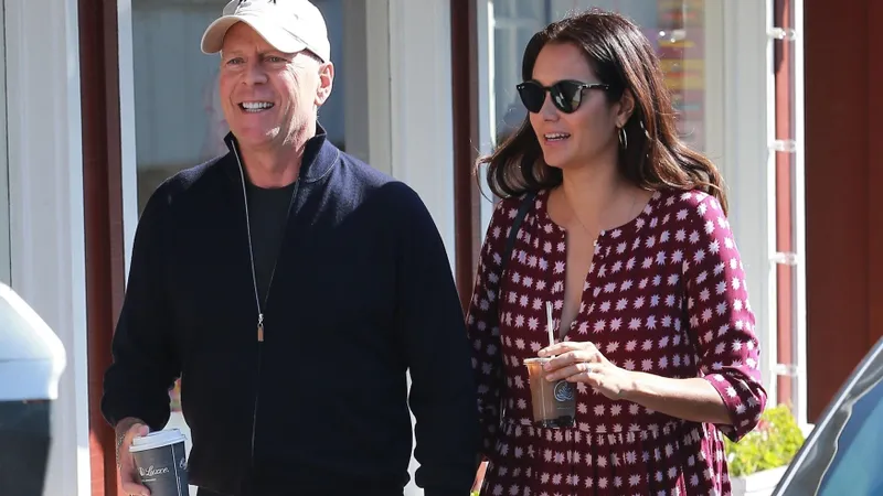 Cine este soția lui Bruce Willis, Emma Heming - Foto: Profimedia Images