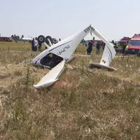Un avion de mici dimensiuni s-a prăbuşit în Chitila/FOTO: Facebook/ISUBIF