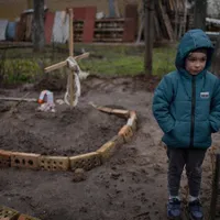 Peste 400 de persoane au dispărut din Hostomel. Autoritățile ucrainene se tem de scenariul „Bucea”/FOTO: Twitter/Nexta