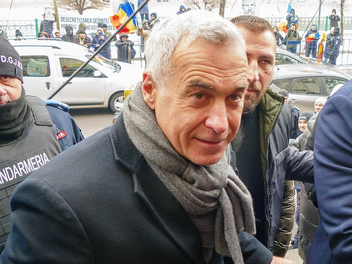 Un dosar al lui Călin Georgescu va fi judecat în complet de divergenţă. De ce e acuzat omul lui Putin?