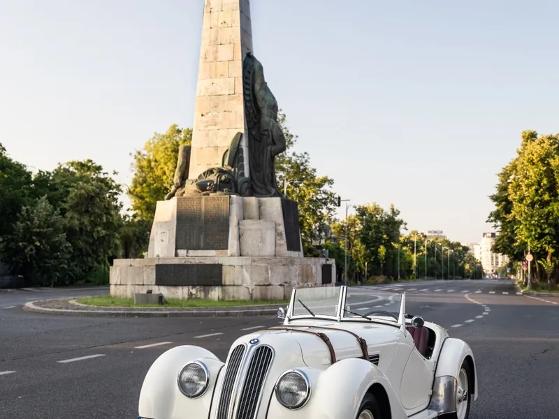 Bucureștiul, pe harta motorsportului mondial. Nu azi, ci cu 90 de ani în urmă. Nemții, siderați - Foto: Dragoș Savu