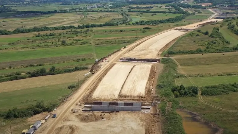 9 km din Autostrada Sibiu - Pitești, întârziați un an, deși lucrările nu au început. Deschis, 2026