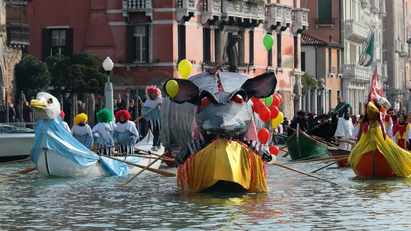Nu știi unde să pleci într-un city-break? Începe Carnavalul de la Veneția. Află programul - Foto: Profimedia Images