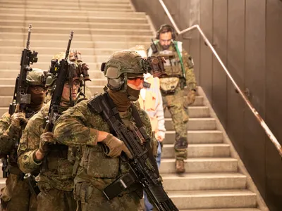 Trupe NATO - Foto: Profimedia images