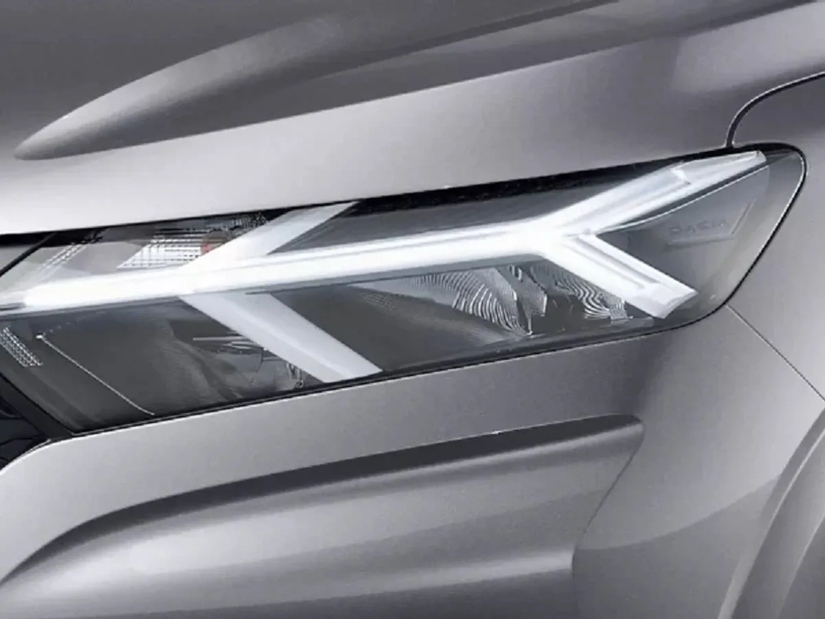 Dacia Logan sau Sandero, ieftin de reparat? Cât costă un far? Și 460 €. Stop: 80 €. Amortizor – 55 € - Foto: Dacia-Renault - Imagine cu rol ilustrativ
