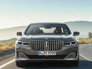 Varietatea de propulsoare pentru noul BMW Seria 7 include motoare pe benzină şi diesel cu şase, opt şi 12 cilindri, precum şi un sistem de propulsie hibrid complet nou.