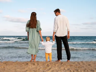 În care orașe au intrat, azi, bursele pentru elevi și ajutorul de incluziune? Confirmări de la beneficiari - Foto: Freepik (Imagine cu rol ilustrativ)