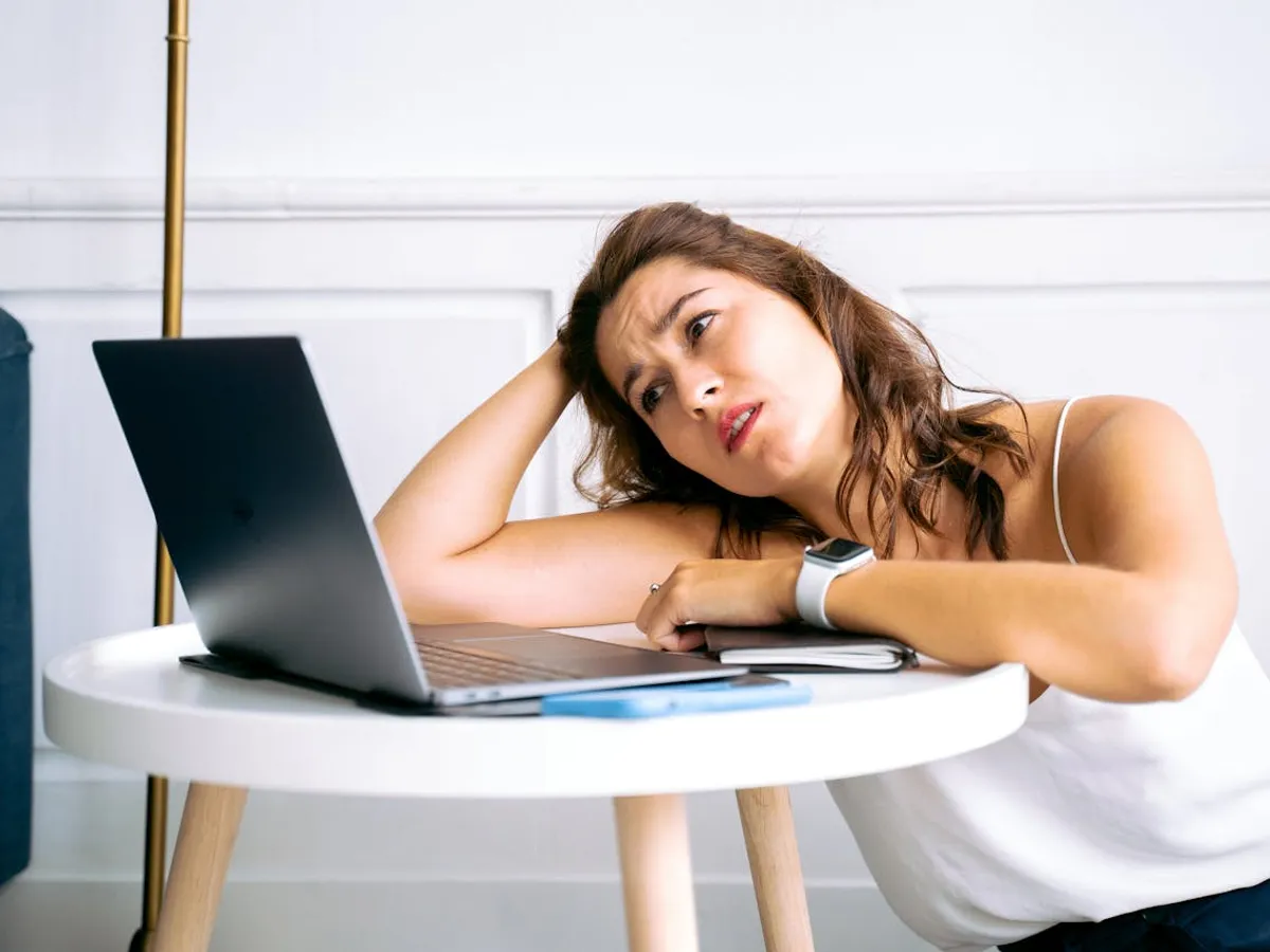 VIDEO Cum recunoști primele semne de burnout și ce trebuie să faci ca să nu clachezi?