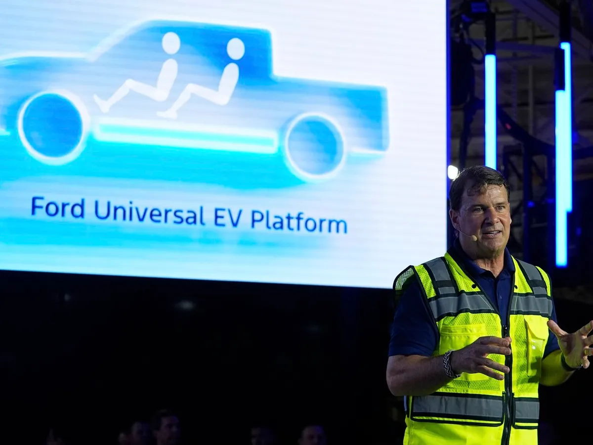 Șeful Ford: China are capacitate de producție auto suficientă să ne scoată pe toți din business