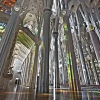 Care este clădirea care va fi gata la 144 de ani după ce a început construcţia - Foto: Wikimedia/Sagrada Família (oficial)/CC BY-SA 3.0