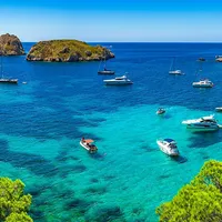 Marea Mediterană s-a confruntat în ultimii 30 de ani cu o "prăbuşire" a biodiversităţii sale, considerată una dintre cele mai importante din lume. / Foto: worldatlas.com