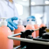 Mii de angajați vor fi dați afară. Grupul american renunță la fabricile și centrele logistice Foto:  Shutterstock (fotografie cu caracter ilustrativ)
