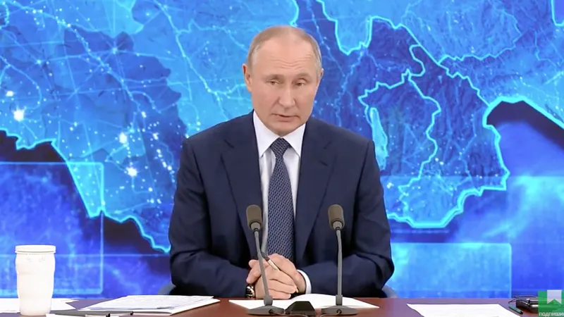 Vladimir Putin i-a stâlcit numele Maiei Sandu în conferința sa de presă tradițională de sfârșit de an/FOTO: zgd.md