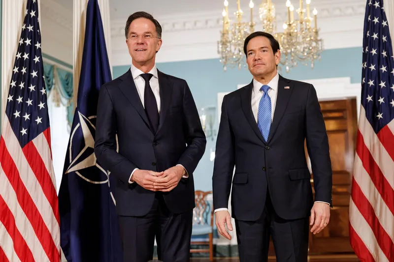 Senatori SUA cer implicarea Departamentului de Stat &icirc;n retragerea forțelor din Europa -  Foto: Profimedia Images (imagine cu  rol ilustrativ)