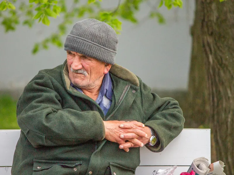 Patronatele, vot pentru tăierea pensie și salarii. Sindicatele, vot împotrivă. Ce înseamnă asta? - Foto: Freepik