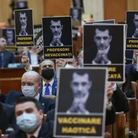 Se votează moțiunea simplă împotriva lui Vlad Voiculescu/FOTO: Inquam Photos/Octav Ganea