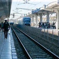 Protocol între Primăria Capitalei și CFR pentru trenul metropolitan. Traseul garniturilor FOTO Inquam Photos / Virgil Simonescu