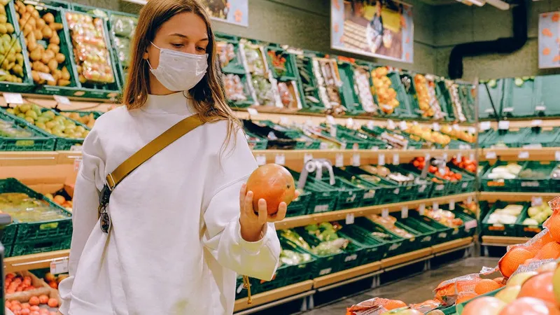 Cercetătorii investighează de unde a plecat pandemia de COVID-Foto: PEEXELS PHOTOS/Anna Shvets