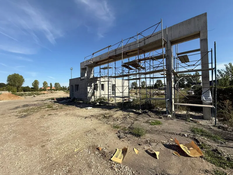 Stadionul din Titu - Foto: db-sport.ro