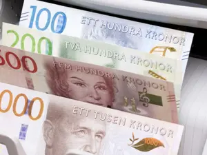 Suedia și Norvegia revin la plățile în numerar din cauza amenințărilor Rusiei. Oamenii sunt sfătuiți să aibă economii cash