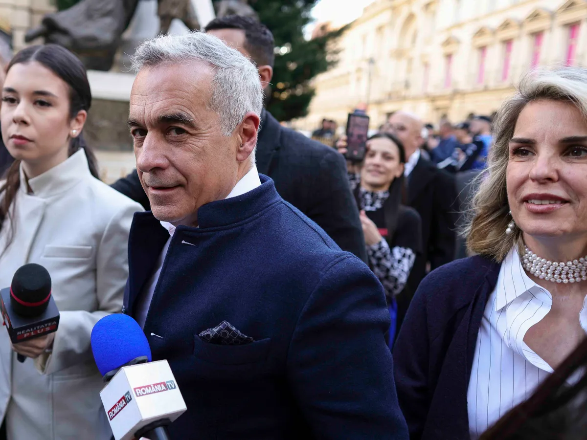 Călin Georgescu se teme de proprii susținători: A închis comentariile la postările de pe pagina sa de FB