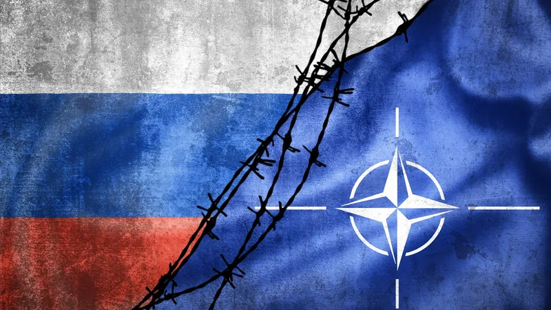 Avertismentul unui fost ambasador NATO: „Dacă „pică” Ucraina, Putin va ataca România și Polonia” - Foto: Profimedia images