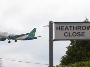 Cum a fost posibil ca aeroportul Heathrow să se închidă complet. Explicațiile experților despre cauze și implicații