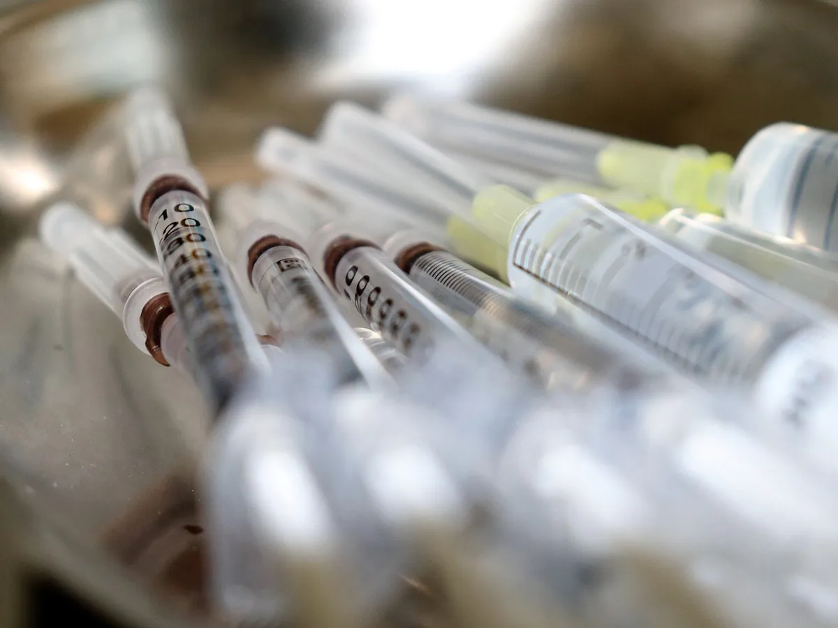 Marea Britanie a primit într-o lună și jumătate mai multe doze de vaccinuri decât Africa într-un an/FOTO: Pixabay
