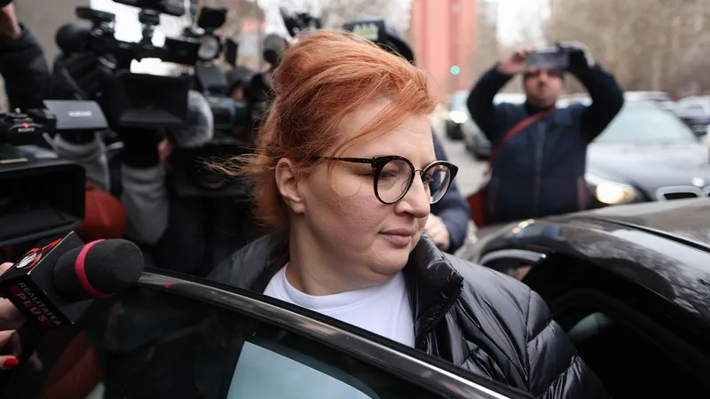 Ioana Băsescu, audiată DIICOT în dosarul Nordis. Procurorii au ridicat documente Foto: Inquam Photos/ George Călin