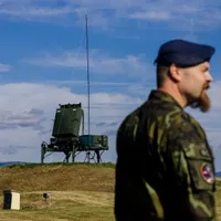 VIDEO Ungaria are cel avansat sistem radar din lume care doboară 90% din rachete. Ce face România? - Foto: Profimedia Images